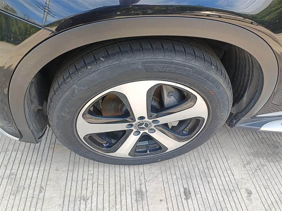 Mercedes-Benz GLC Mercedes-Benz GLC