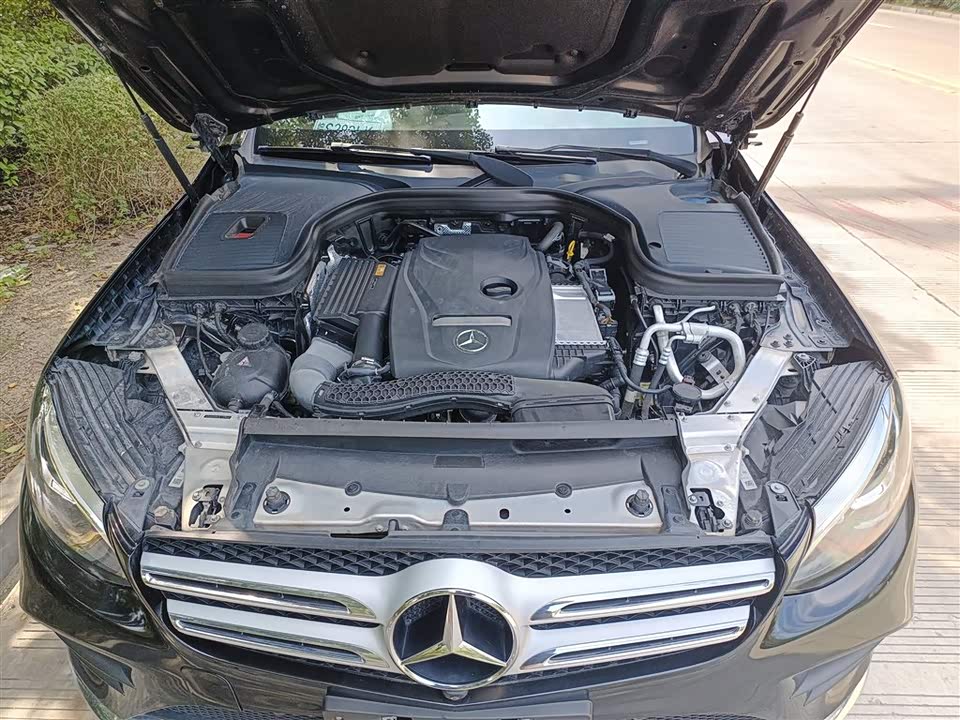 Mercedes-Benz GLC Mercedes-Benz GLC