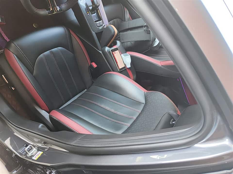 Trumpchi Shadow Leopard