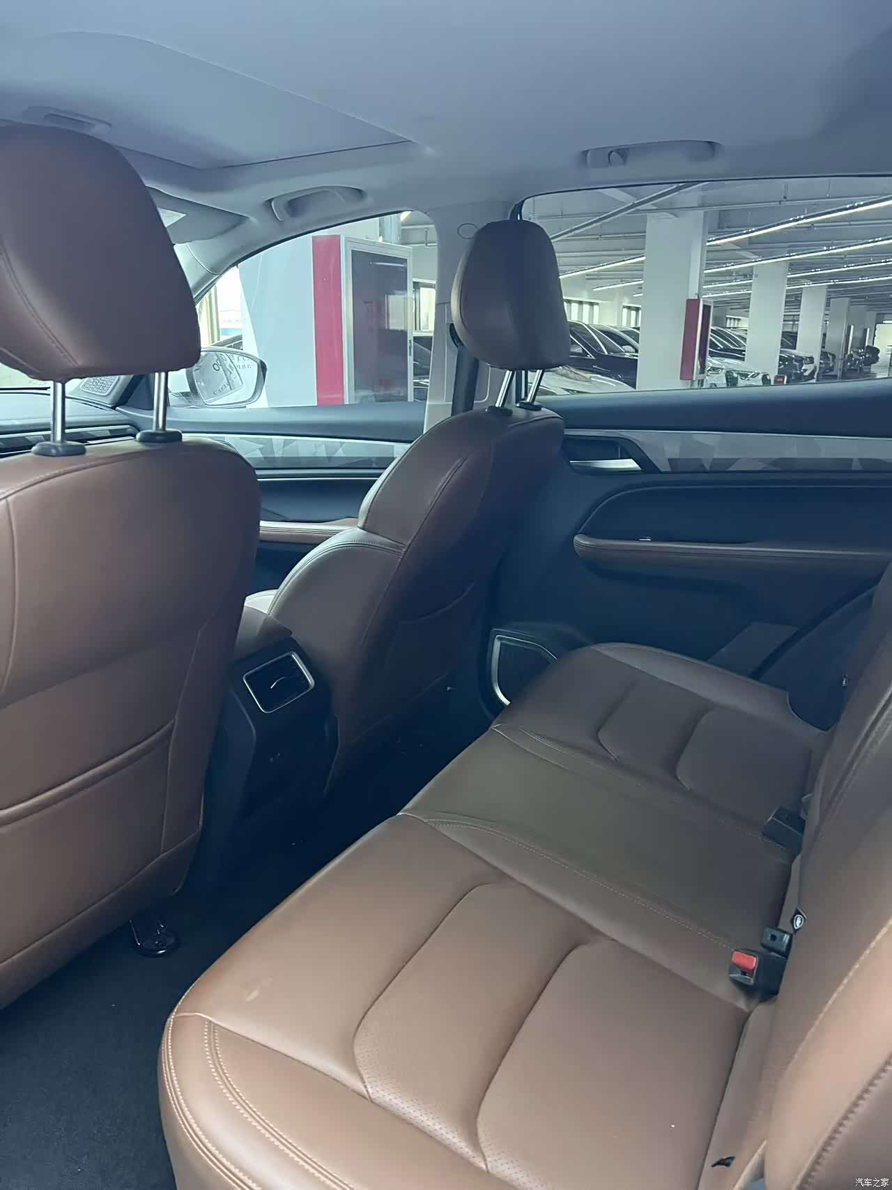 Geely X6, 2023 10