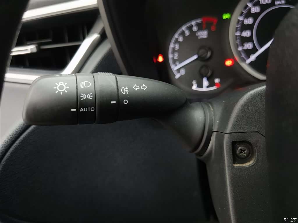 Toyota Frontlander, 2023 21
