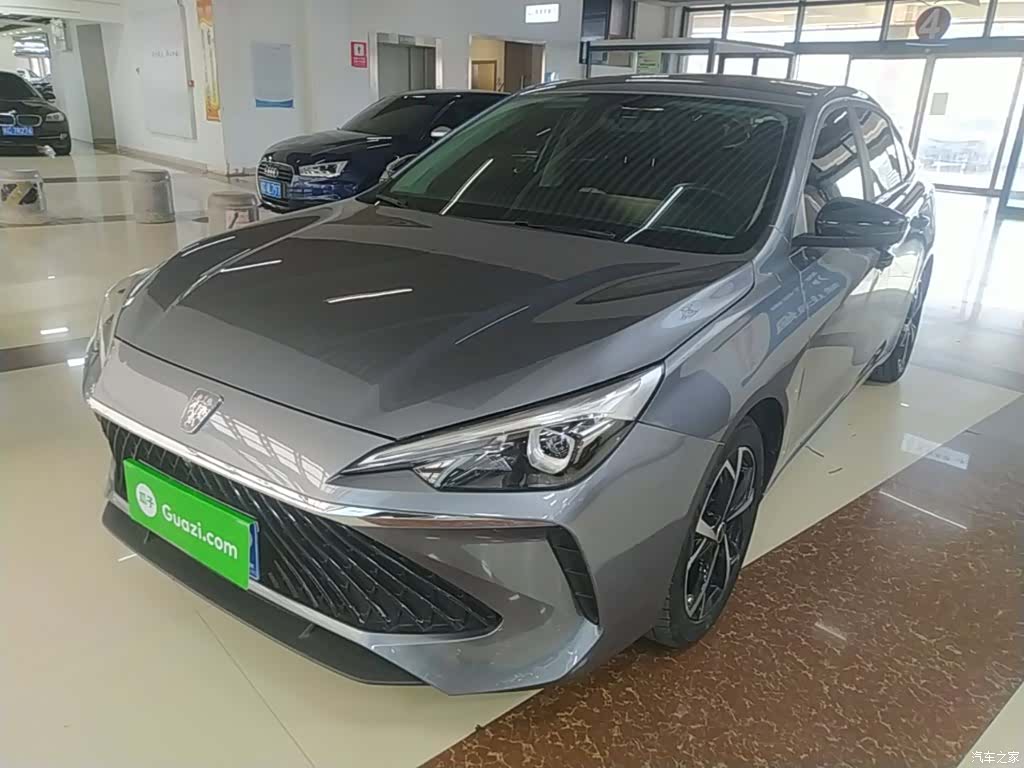 Roewe i5, 2025 1
