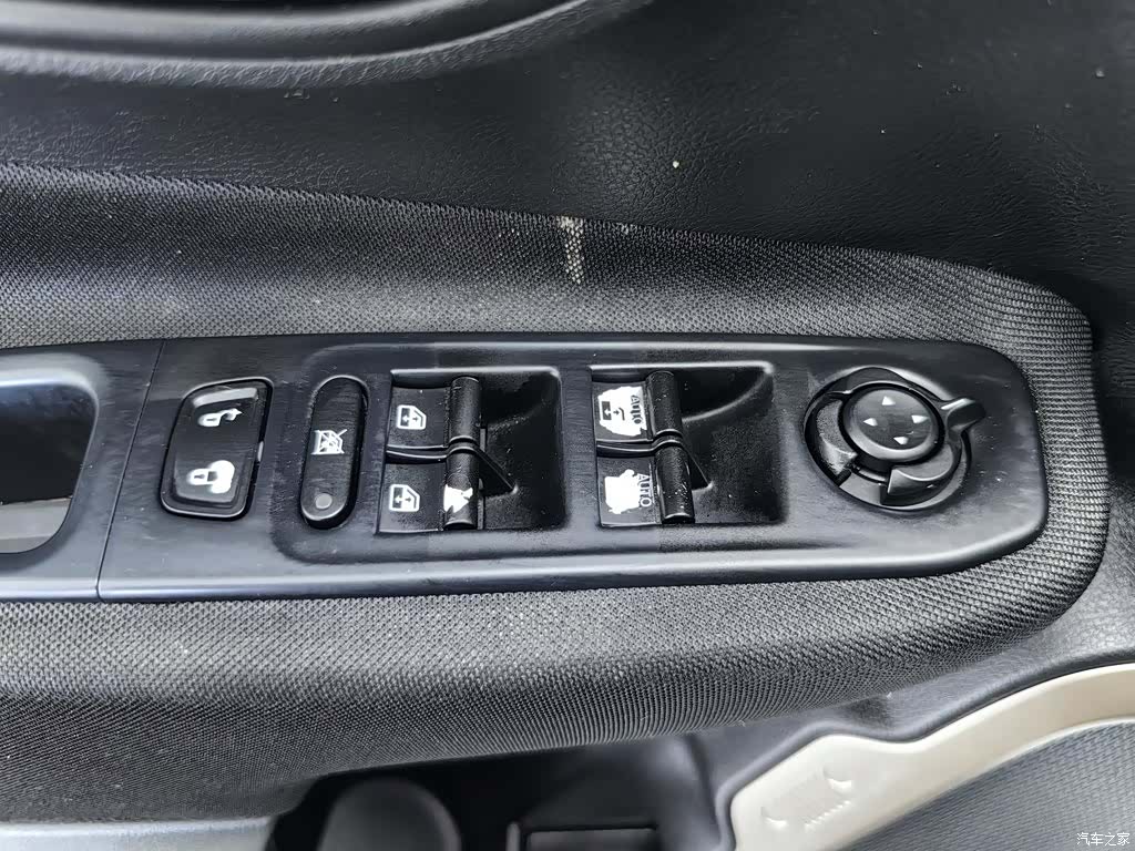 Jeep Renegade, 2017 9