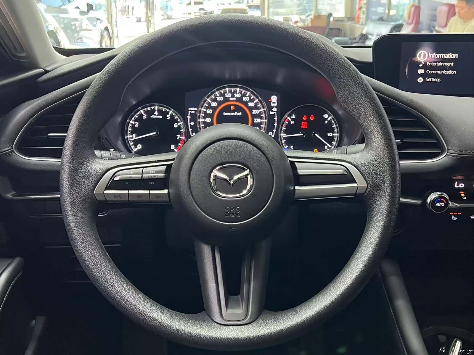 Mazda Mazda3, 2022 10