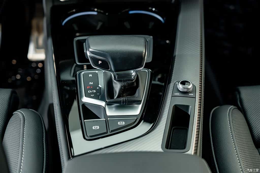Audi A4L, 2023 14
