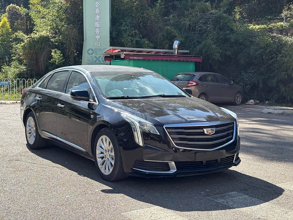 Cadillac XTS