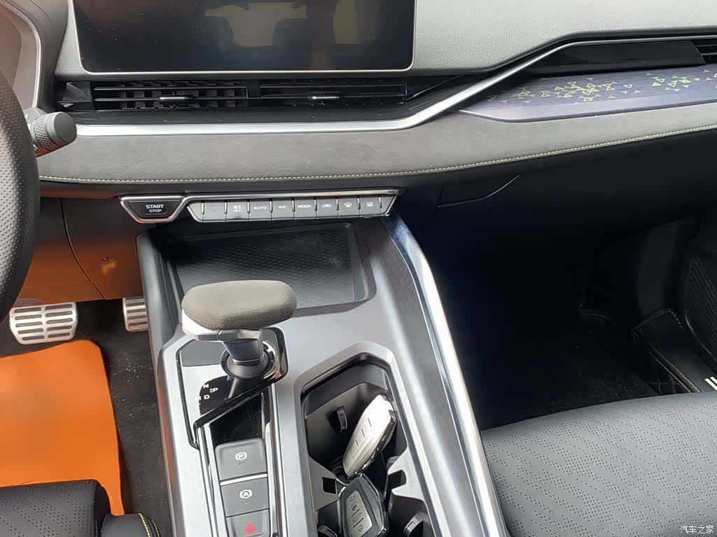 Geely Preface, 2022 9
