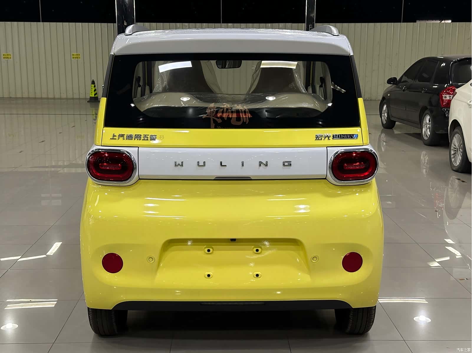 Wuling MINIEV, 2024 8