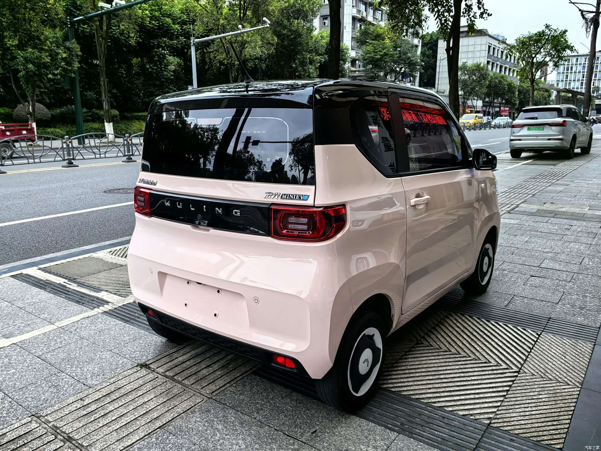 Wuling MINIEV, 2024 8