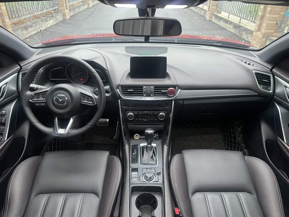 Mazda CX-4