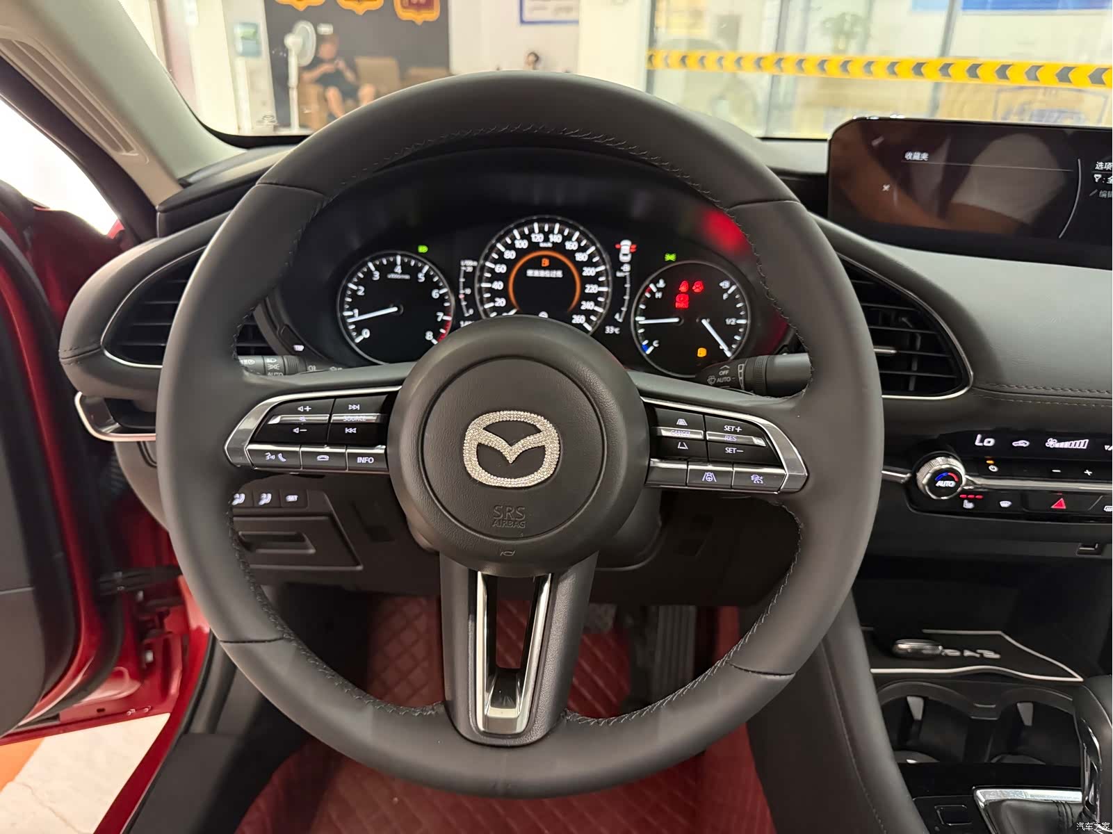 Mazda Mazda3, 2023 13