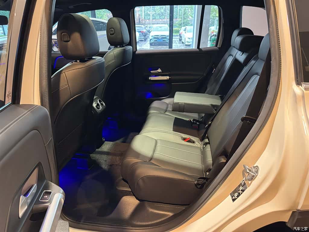 Mercedes-Benz GLB, 2023 12
