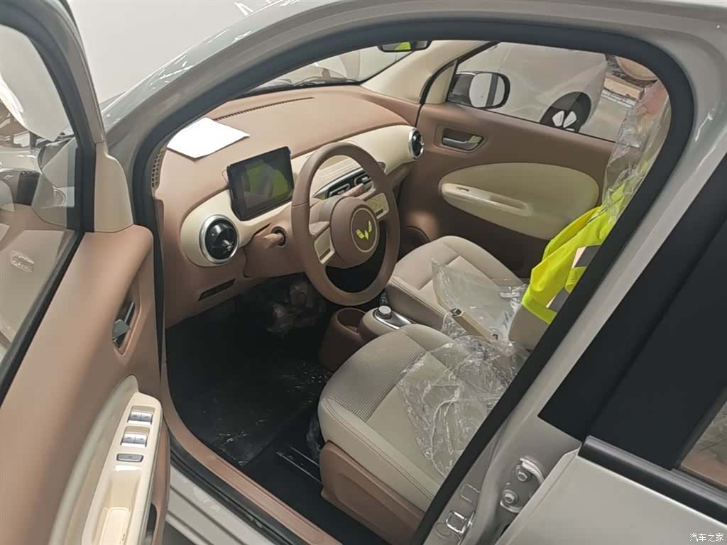 Wuling MINIEV, 2026 16