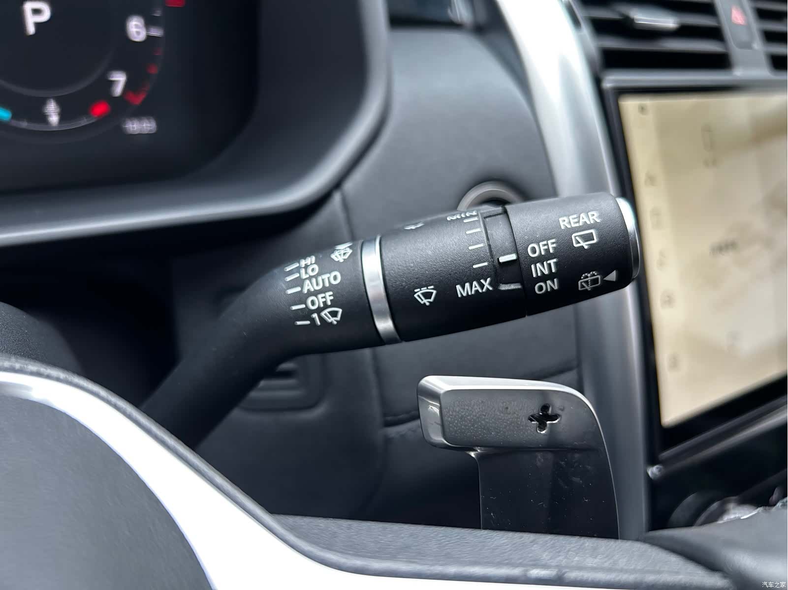 Land Rover Discovery, 2024 11
