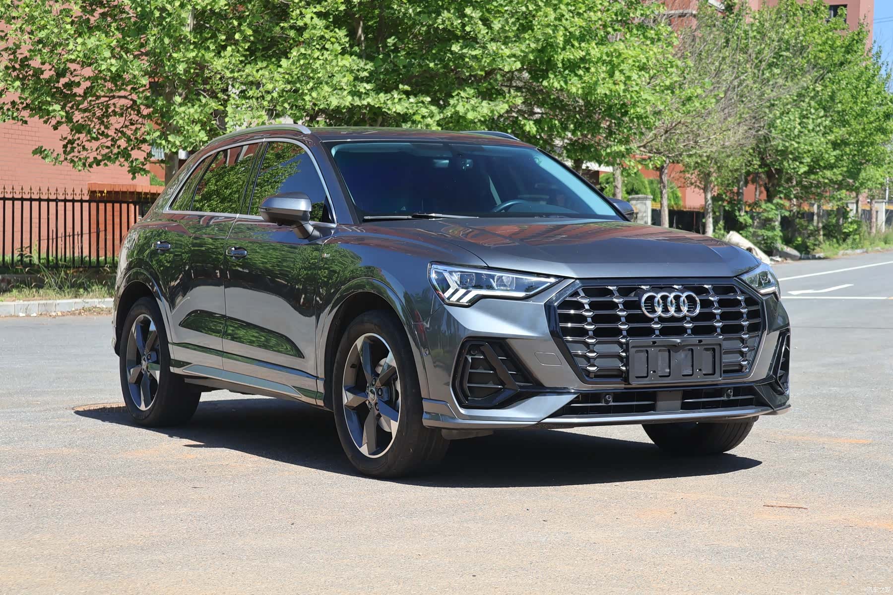 Audi Q3, 2022 3