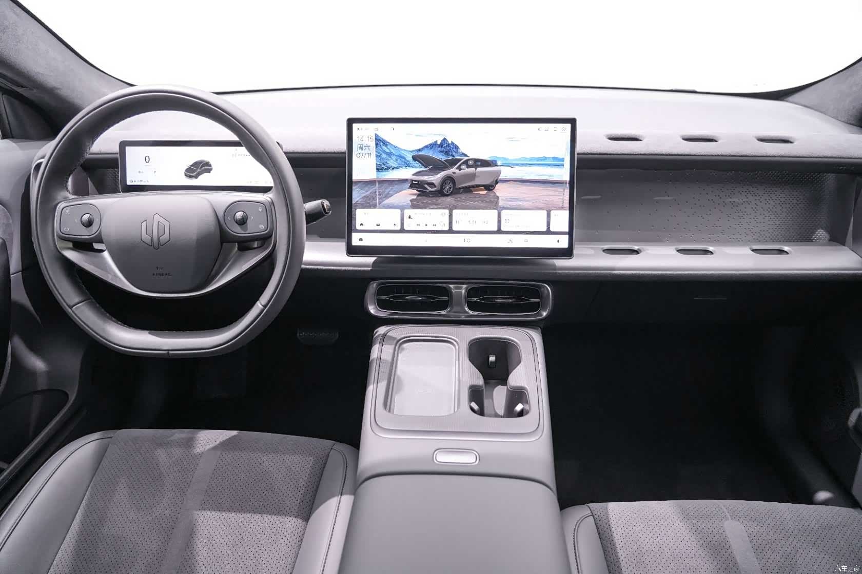 Leapmotor Lafa5, 2025 15
