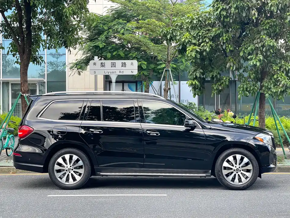 Mercedes-Benz GLS Mercedes-Benz GLS