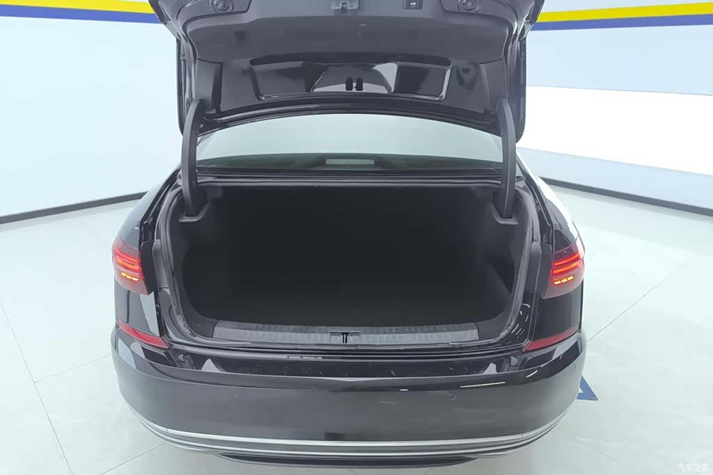 Volkswagen Passat, 2021 4