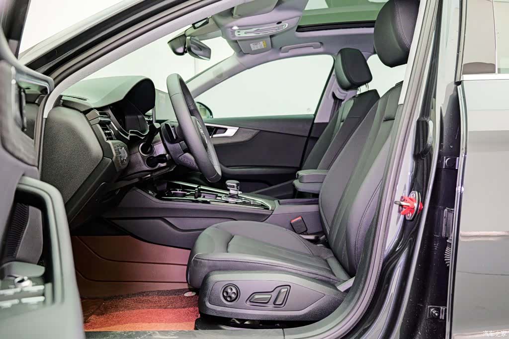 Audi A4, 2024 10
