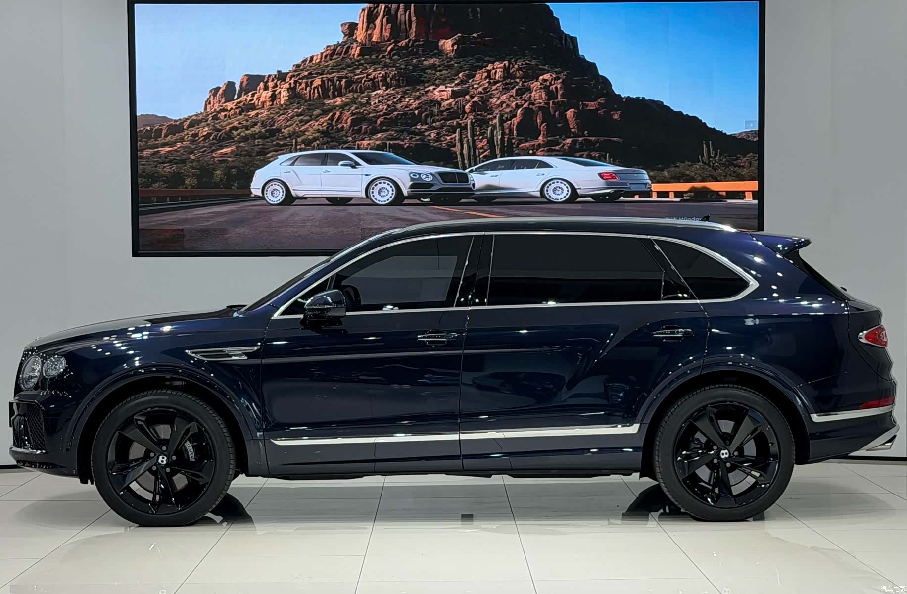 Bentley Bentayga, 2023 3