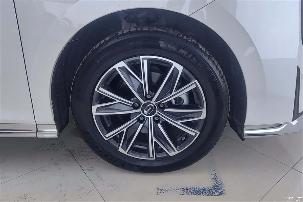 Trumpchi M8, 2023 6
