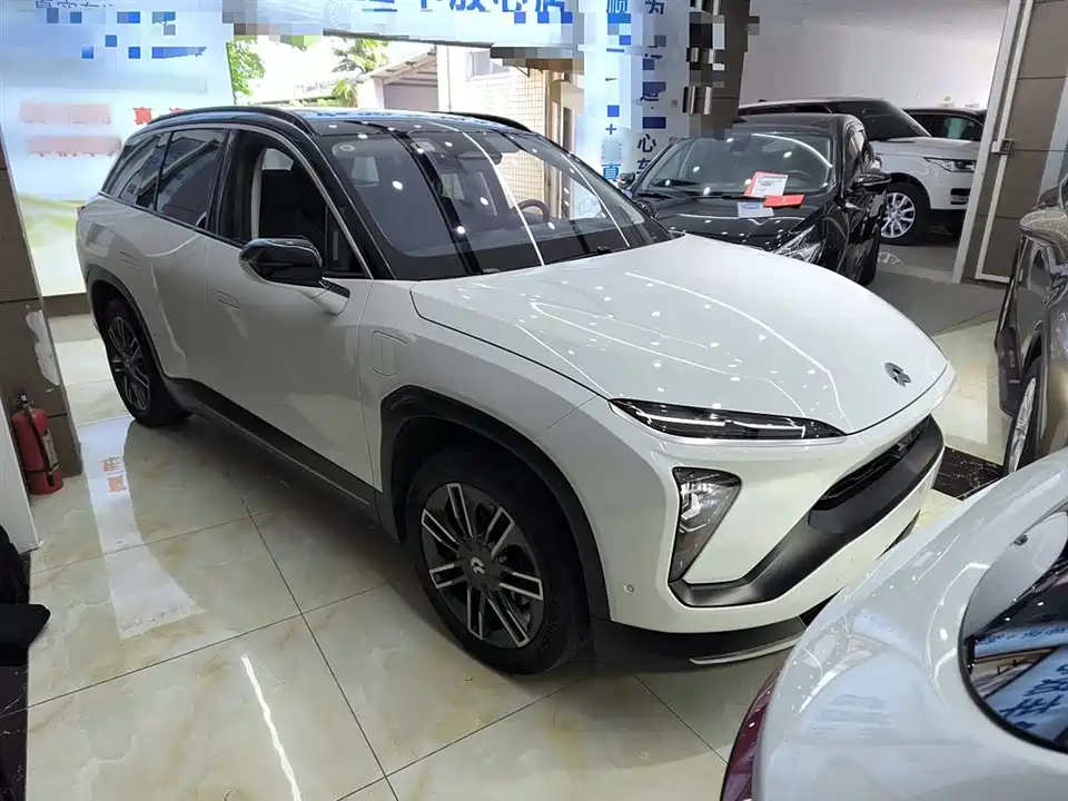 NIO ES6