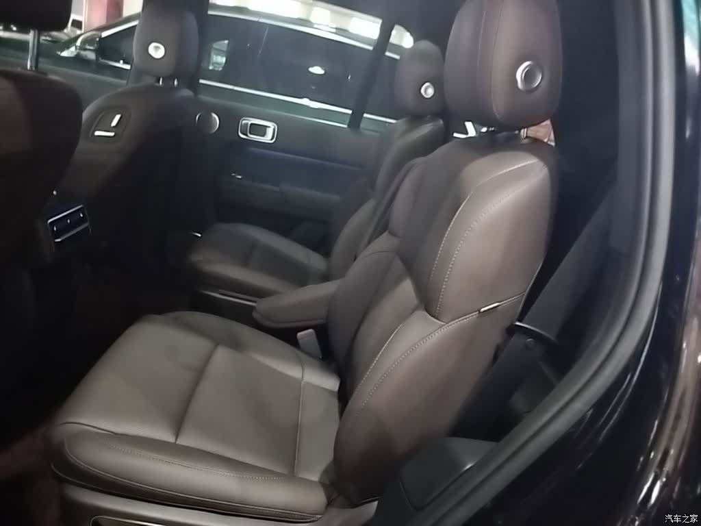 Li Auto L8, 2024 17