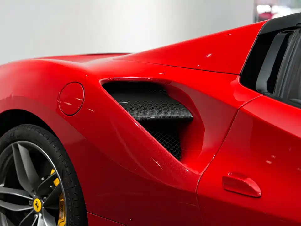 Ferrari 488