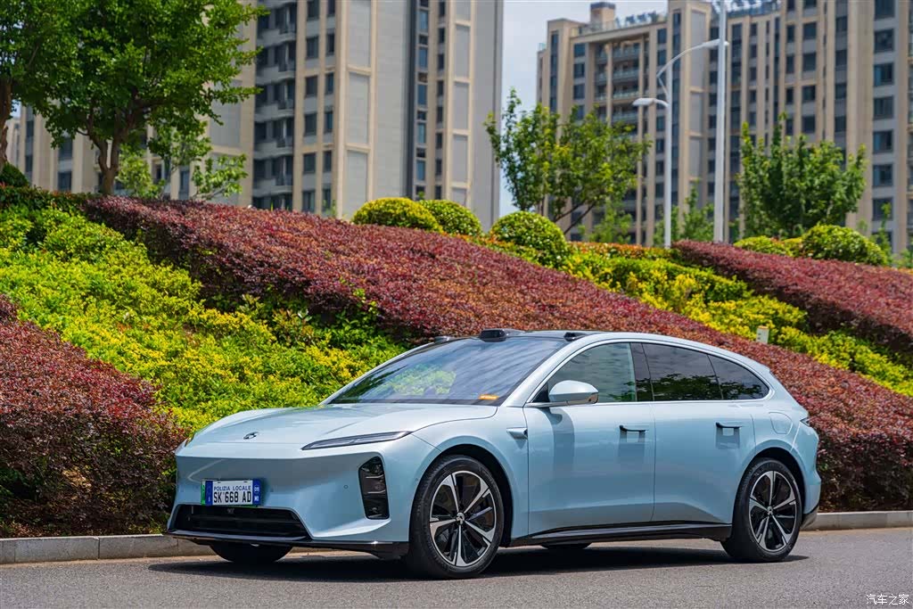 NIO ET5, 2025 1