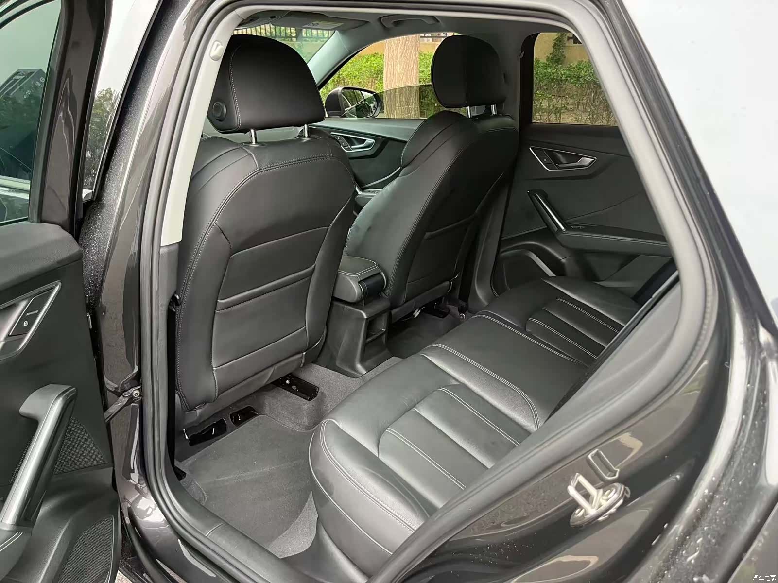 Audi Q2L, 2022 8