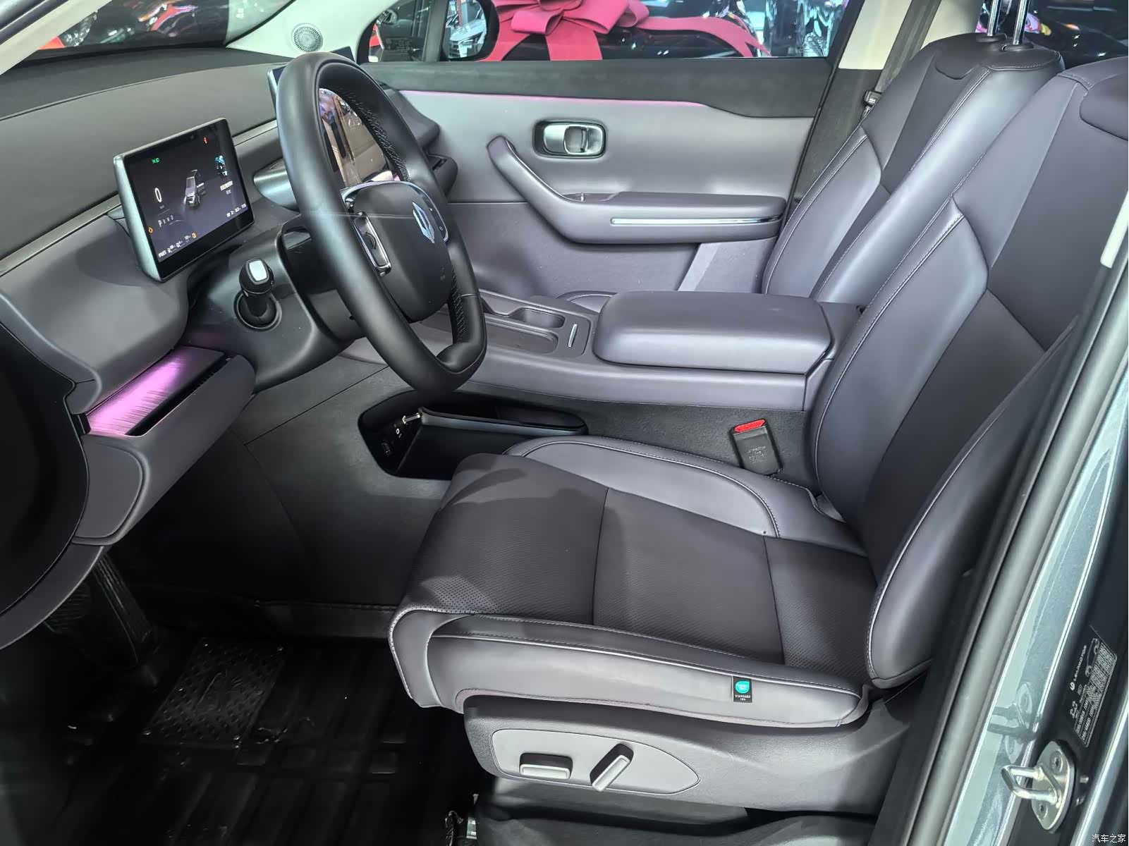 Leapmotor C10, 2025 все фото