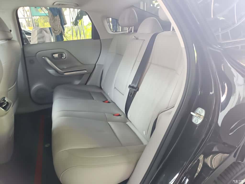 Leapmotor B01, 2025 17