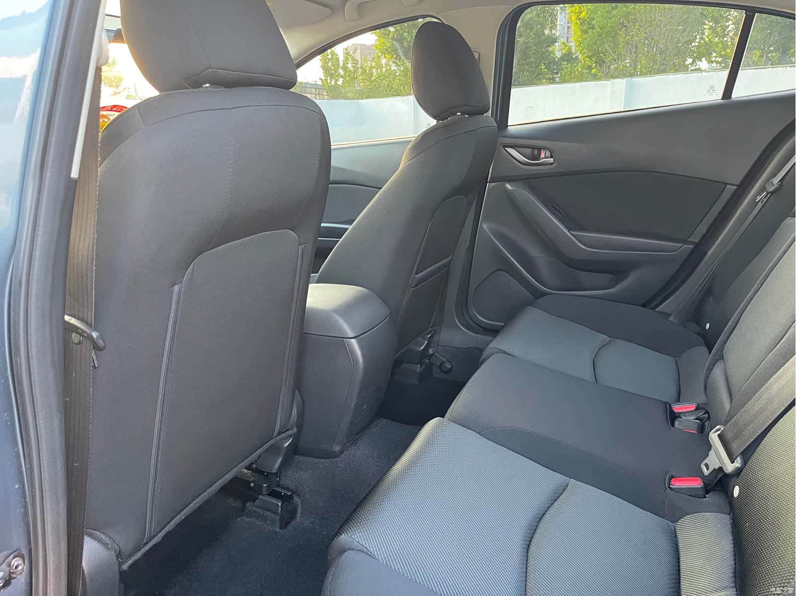 Mazda Mazda3, 2017 все фото
