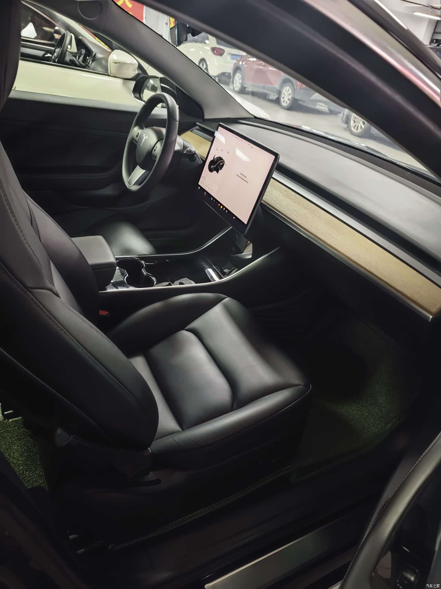 Tesla Model 3, 2020 3