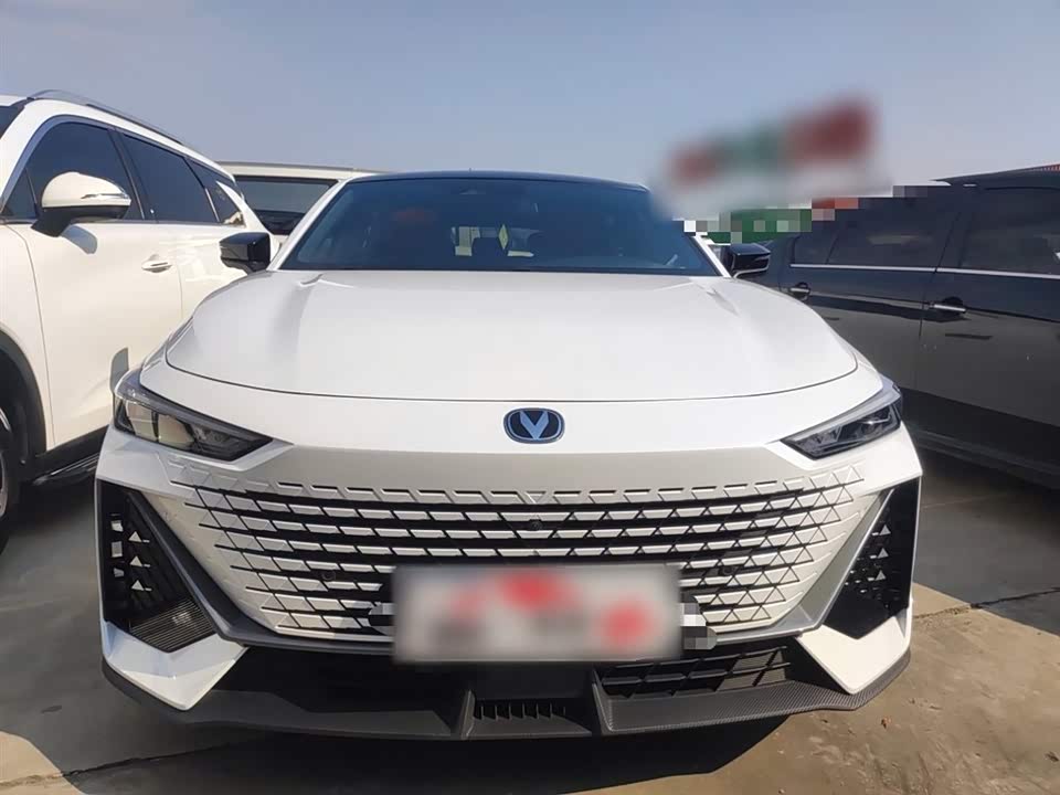 Changan UNI-V