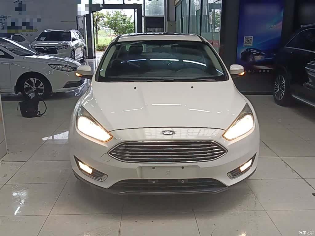 Ford Focus, 2015 3