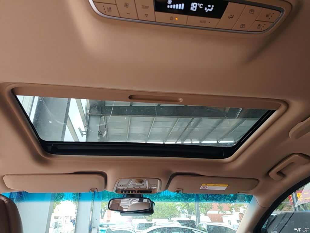 Buick GL8, 2019 18