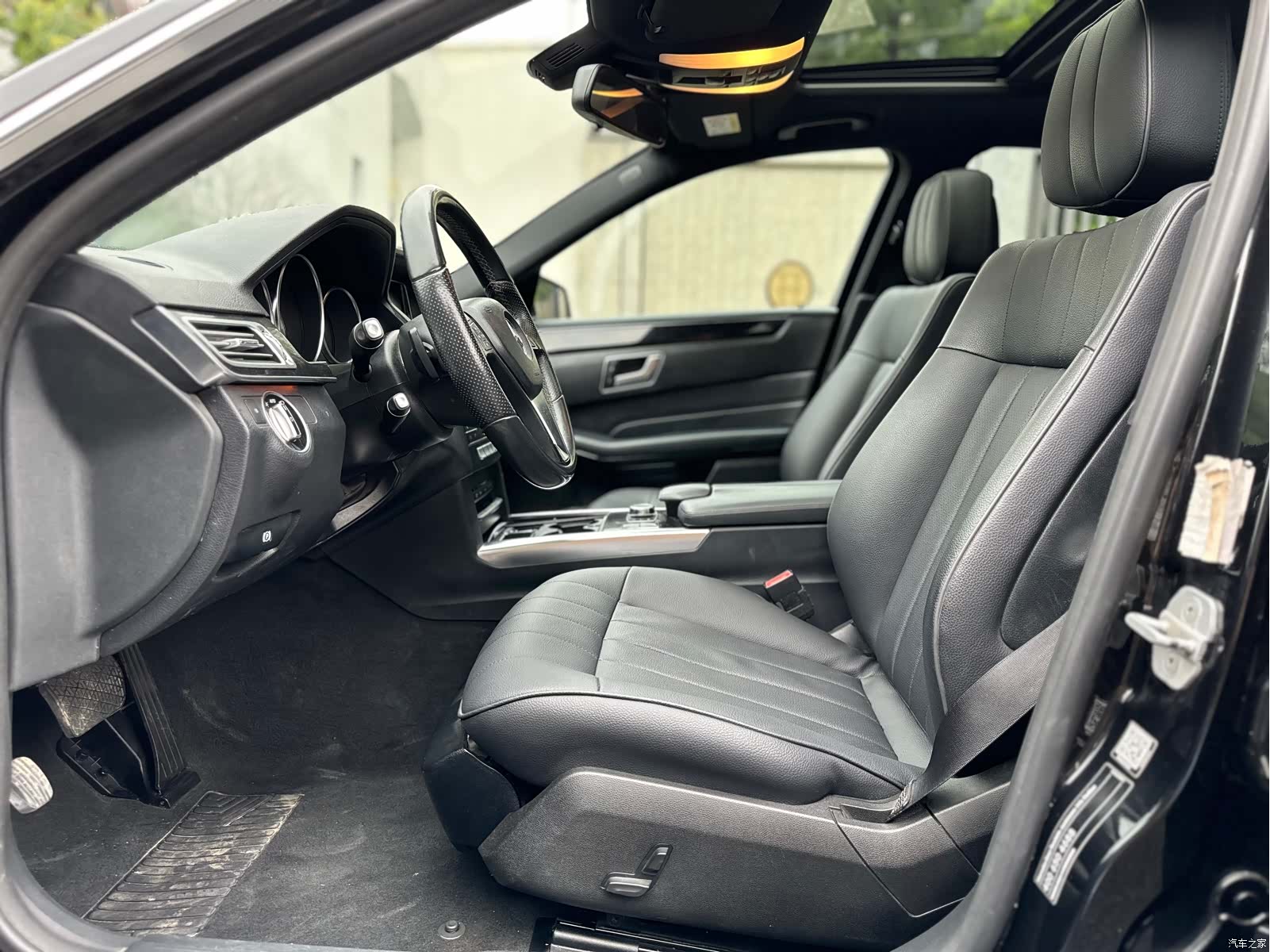 Mercedes-Benz E-Class, 2015 4