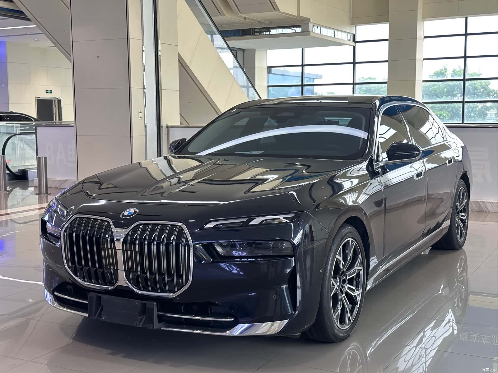 BMW 7 Series, 2024 1