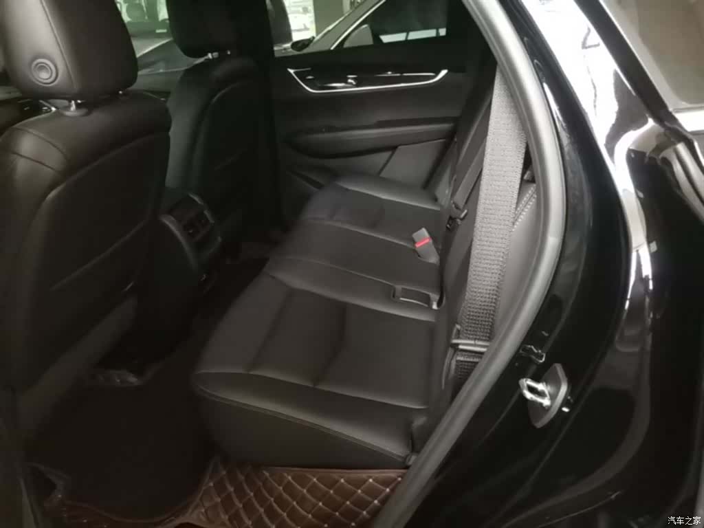 Cadillac XT5, 2022 17