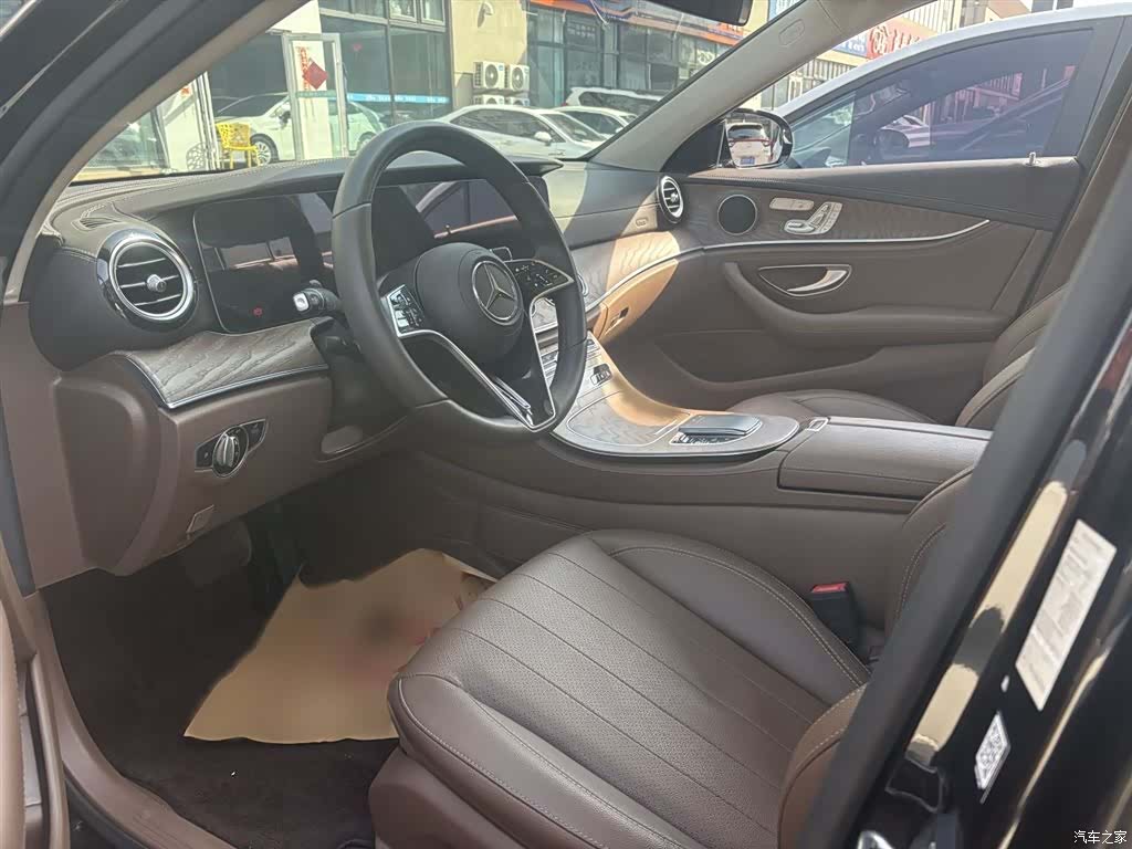 Mercedes-Benz E-Class, 2023 9