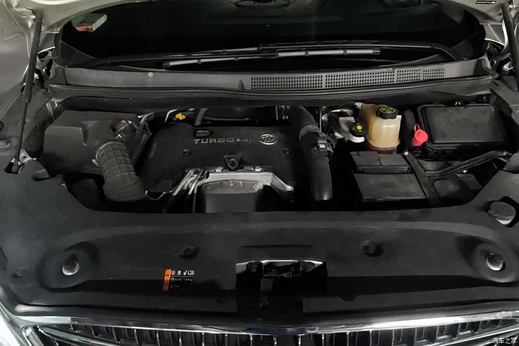 Buick GL8, 2019 10