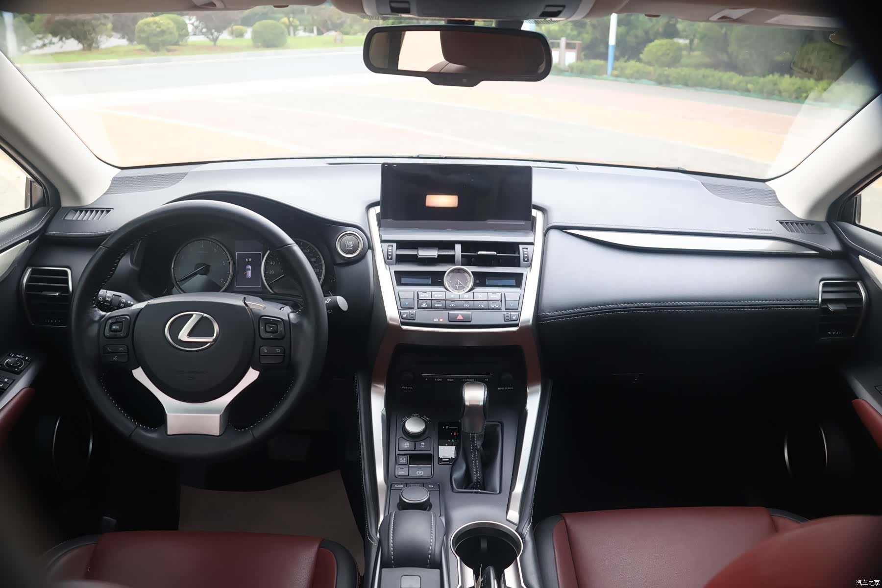 Lexus NX, 2017 9