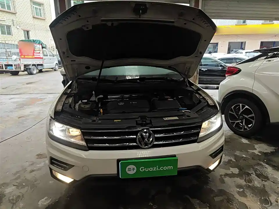 Volkswagen Tiguan L