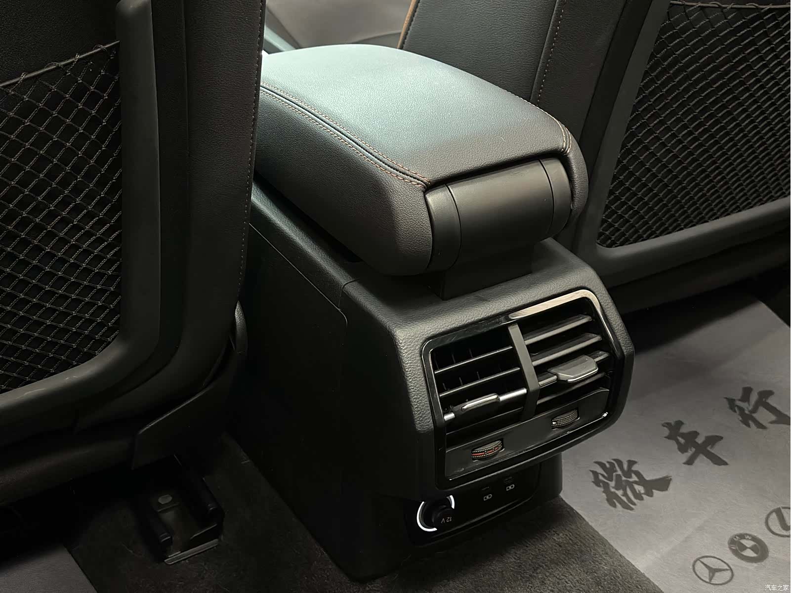 Audi Q3, 2023 20