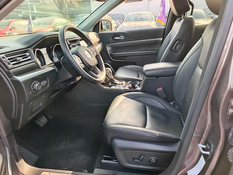 Jeep Grand Commander