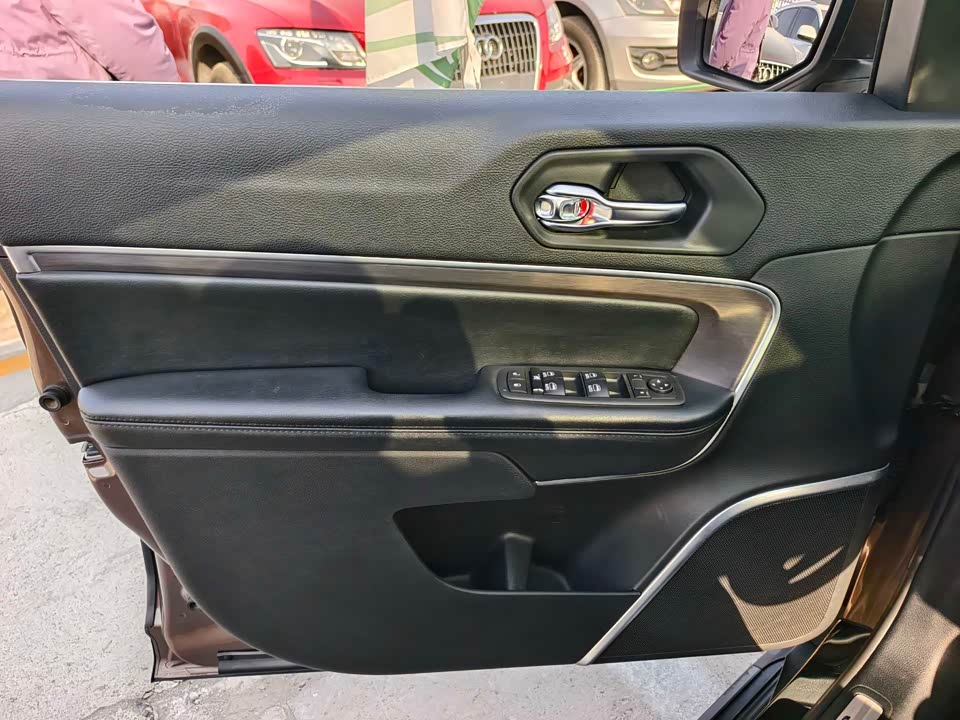 Jeep Grand Commander