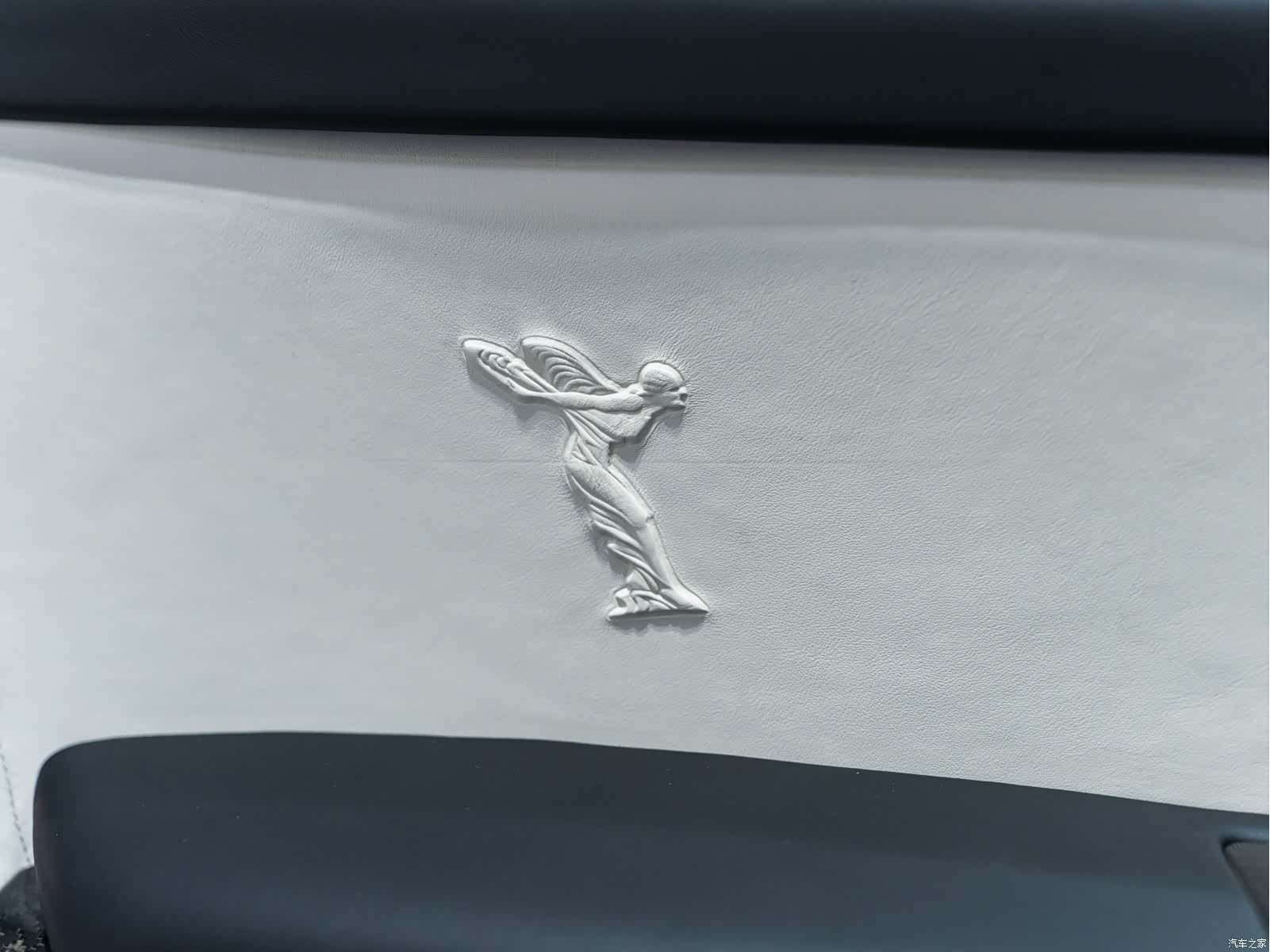 Rolls-Royce Cullinan, 2020 20