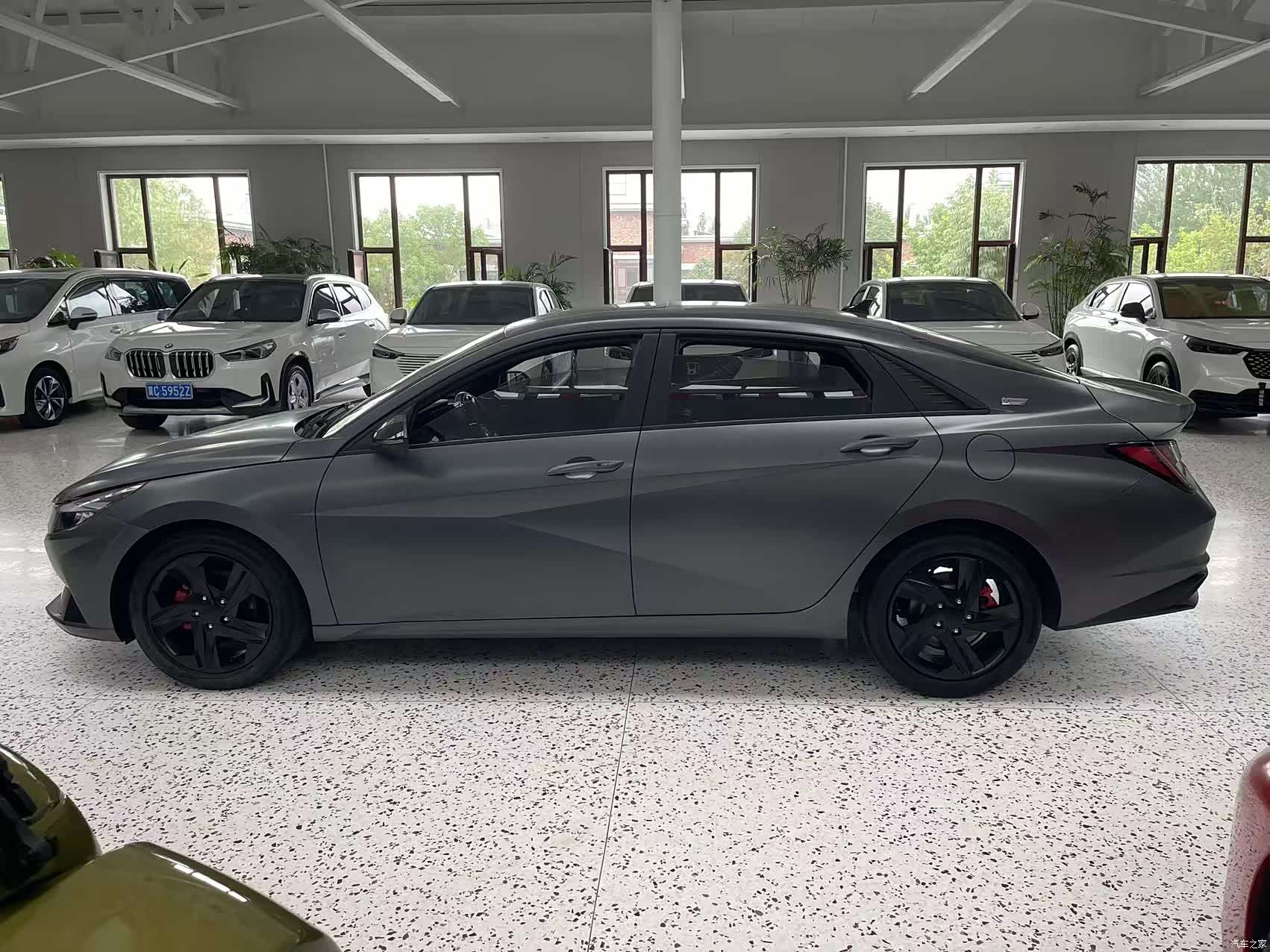 Hyundai Elantra, 2023 4
