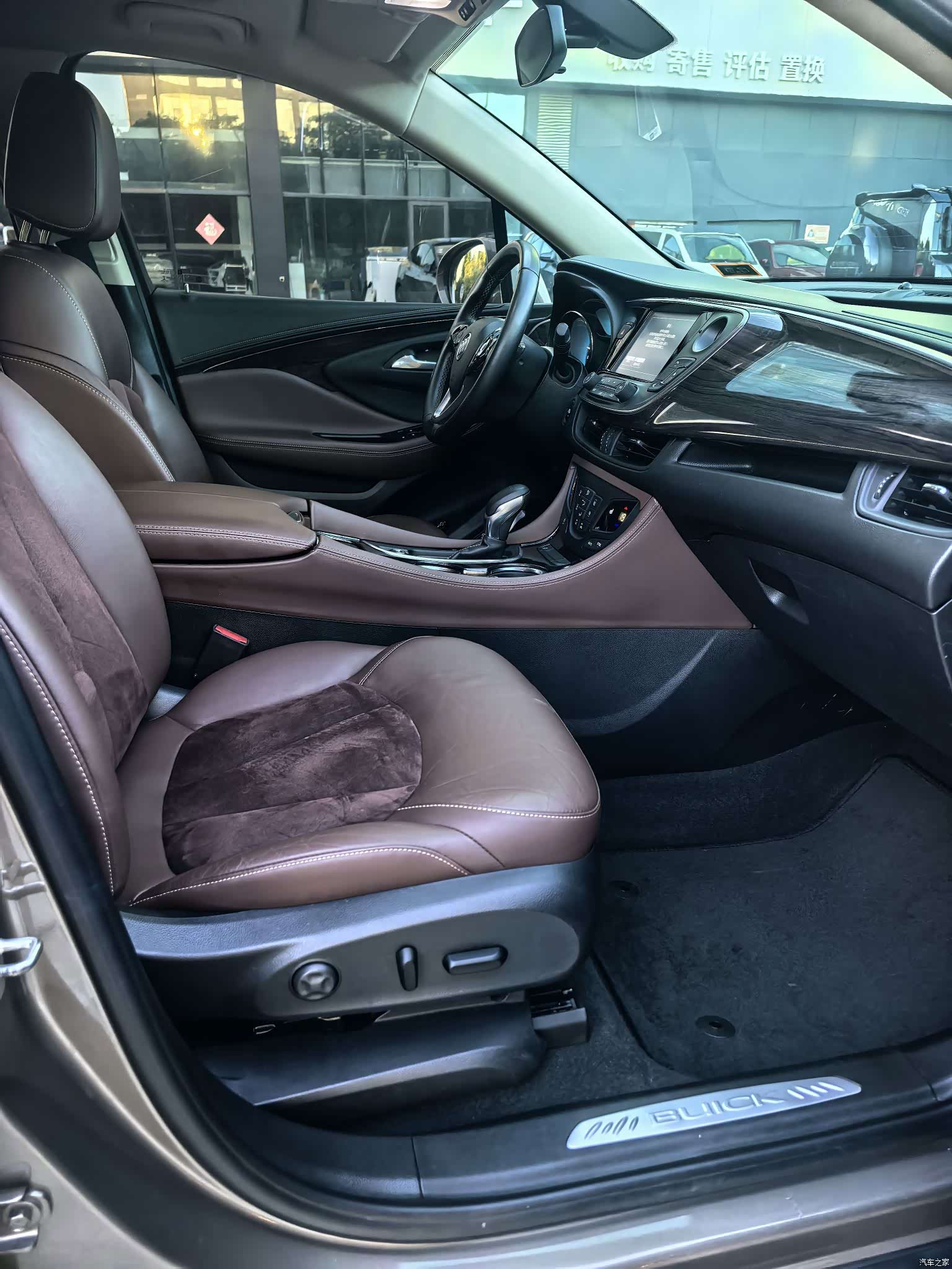 Buick Envision Plus, 2016 10